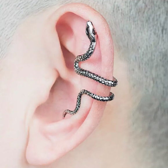 ⚜️[𝟯/$𝟭𝟴]⚜️NEW Antique Silver Snake Ear Cuff Earring - Picture 4 of 10